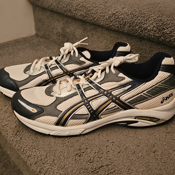 L ASICS GEL-Kanbarra (TN825) Sz10.5 pristine \